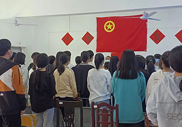 2022年发展28名新团员