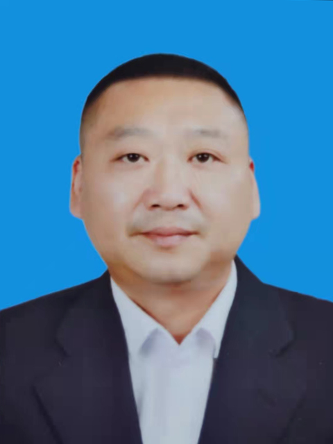 工会主席：赵伟皓
